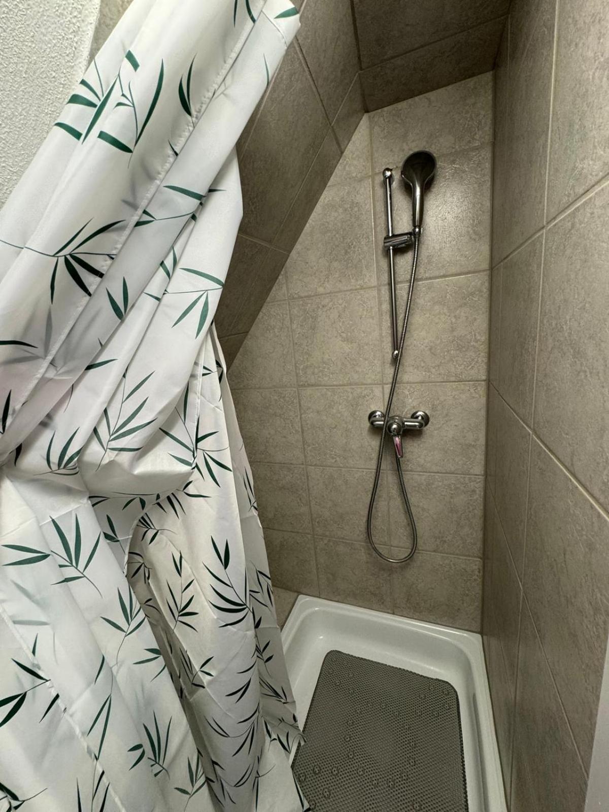 Апартаменти Haus Zum Ruetli Кур Номер фото